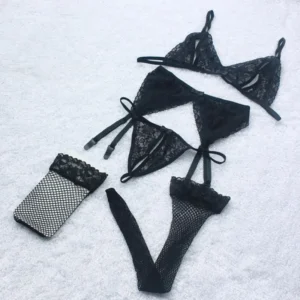 Grand Soir – Ensemble 4 pièces dentelle et résille