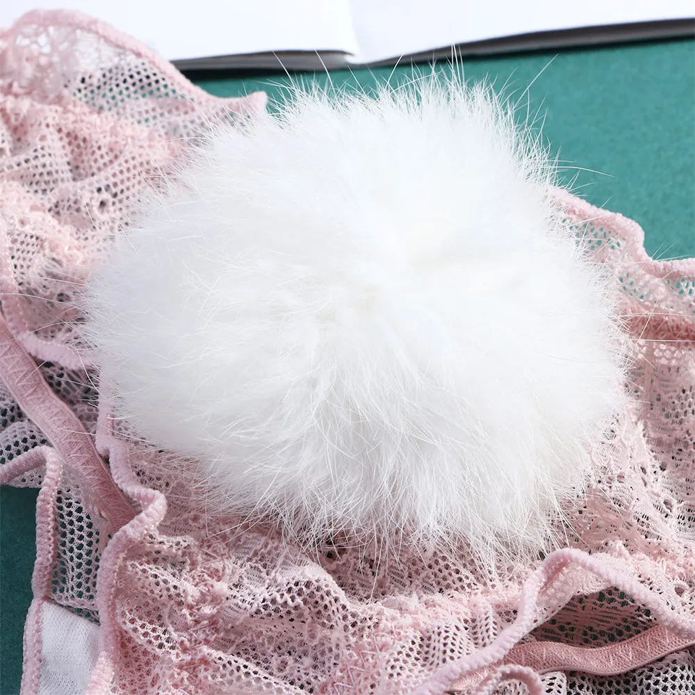 Petit Lapin – String en dentelle à pompon - Image 12