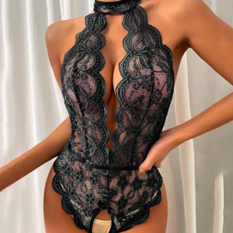 Rose Brodée – Ensemble soutien-gorge plongeant ouvert - OpenString